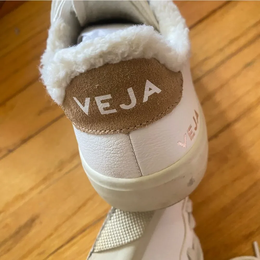 Veja Campo Fured leather white desert sneakers shoes Revolve 36 5